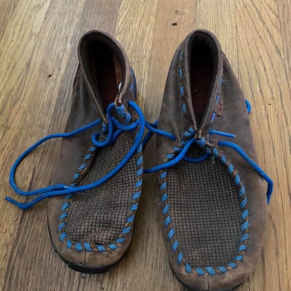 Boys 2.5y twisted x shoes